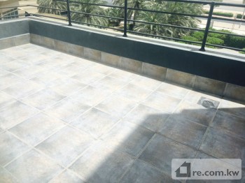 Floor For Rent in Kuwait - 209621 - Photo #