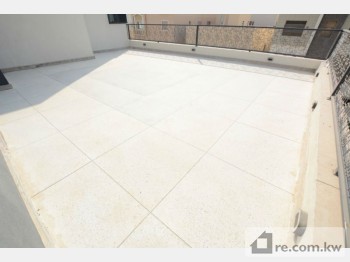 Floor For Rent in Kuwait - 215357 - Photo #