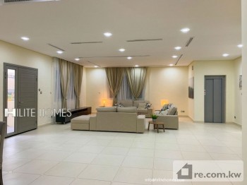 Villa For Rent in Kuwait - 218095 - Photo #