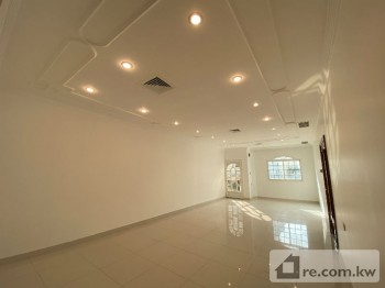 Apartment For Rent in Kuwait - 218376 - Photo #