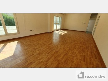 Floor For Rent in Kuwait - 218381 - Photo #