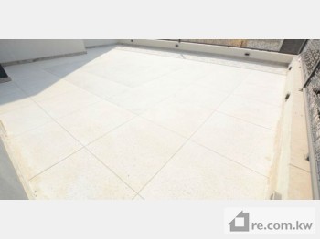 Floor For Rent in Kuwait - 219995 - Photo #