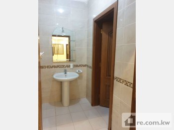 Floor For Rent in Kuwait - 222321 - Photo #