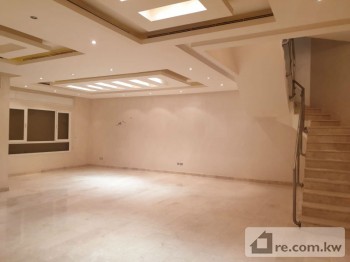 Floor For Rent in Kuwait - 225010 - Photo #