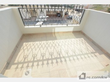 Floor For Rent in Kuwait - 225878 - Photo #