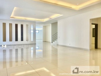 Villa For Rent in Kuwait - 226292 - Photo #