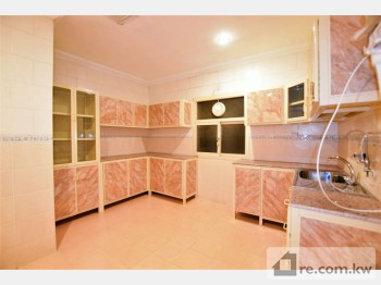 Floor For Rent in Kuwait - 227522 - Photo #