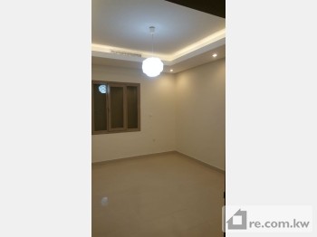 Apartment For Rent in Kuwait - 231347 - Photo #