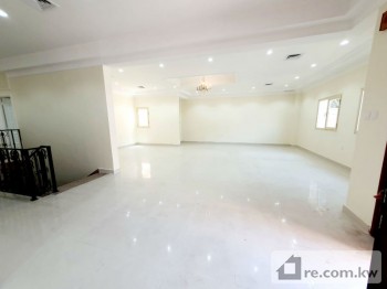 Floor For Rent in Kuwait - 231799 - Photo #