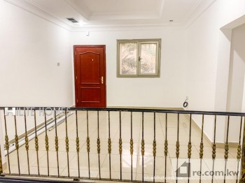 Floor For Rent in Kuwait - 260435 - Photo #