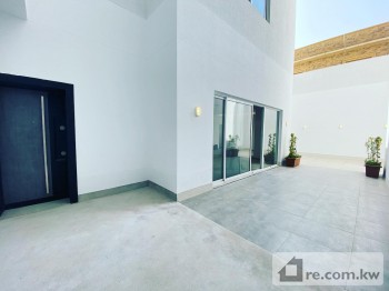 Floor For Rent in Kuwait - 260725 - Photo #