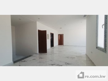 Floor For Rent in Kuwait - 270790 - Photo #