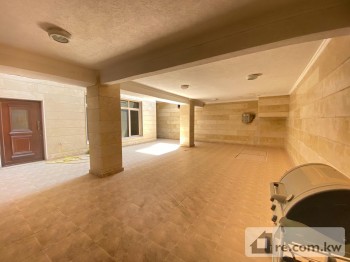 Floor For Rent in Kuwait - 271698 - Photo #