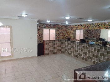 Villa For Rent in Kuwait - 272095 - Photo #