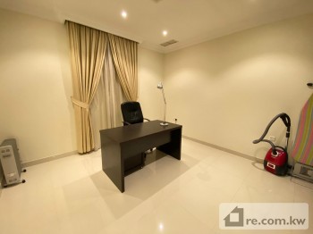 Apartment For Rent in Kuwait - 275340 - Photo #