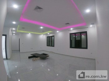 Floor For Rent in Kuwait - 277897 - Photo #