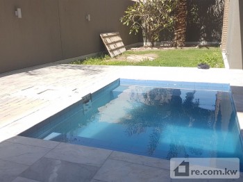 Villa For Rent in Kuwait - 278203 - Photo #