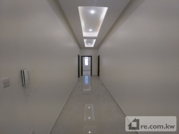 Floor For Rent in Kuwait - 278499 - Photo #