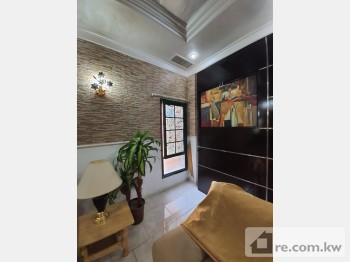 Apartment For Rent in Kuwait - 281545 - Photo #