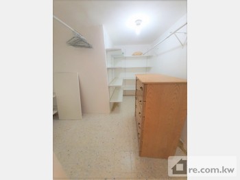 Apartment For Rent in Kuwait - 281843 - Photo #