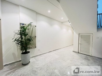 Floor For Rent in Kuwait - 281880 - Photo #