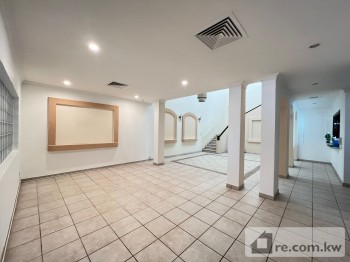 Floor For Rent in Kuwait - 282343 - Photo #