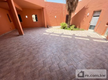 Villa For Rent in Kuwait - 285491 - Photo #