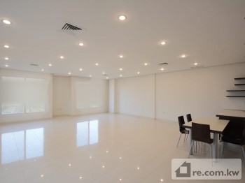 Floor For Rent in Kuwait - 286850 - Photo #