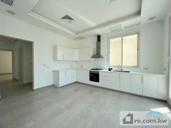 Apartment For Rent in Kuwait - 287688 - Photo #