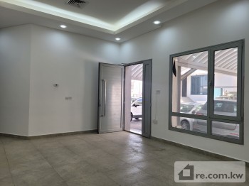 Floor For Rent in Kuwait - 288486 - Photo #