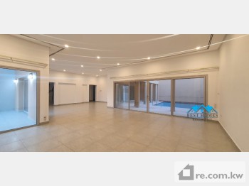 Villa For Rent in Kuwait - 289979 - Photo #