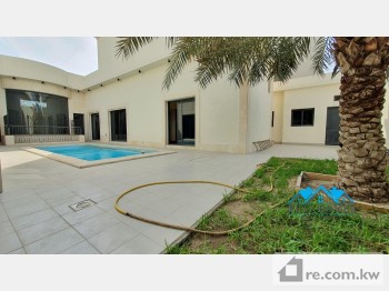 Villa For Rent in Kuwait - 289980 - Photo #