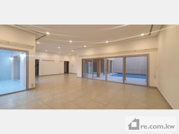 Villa For Rent in Kuwait - 290009 - Photo #