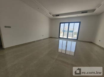 Floor For Rent in Kuwait - 291105 - Photo #