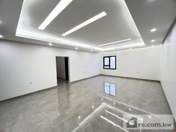 Floor For Rent in Kuwait - 291432 - Photo #