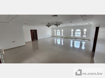 Floor For Rent in Kuwait - 291607 - Photo #